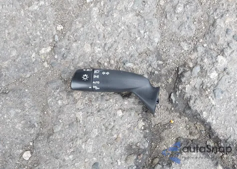 2021 Toyota Corolla Se from USA, damaged, VIN JTND4MBE8M3126368